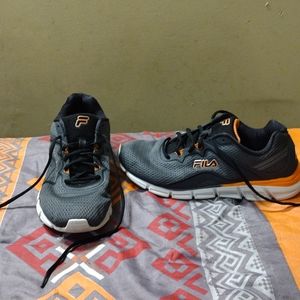 10 1/2 Fila Men's Grey Orange Memory Granted Lace Up Sneakers